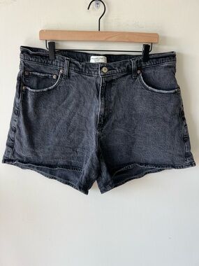 Abercrombie & Fitch Women’s The Dad Short High-Rise in Black Denim Curve Love